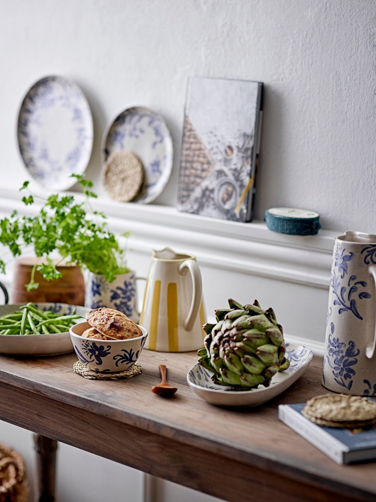Creative Collection Begonia Jug, Yellow, Stoneware - Lund und Larsen