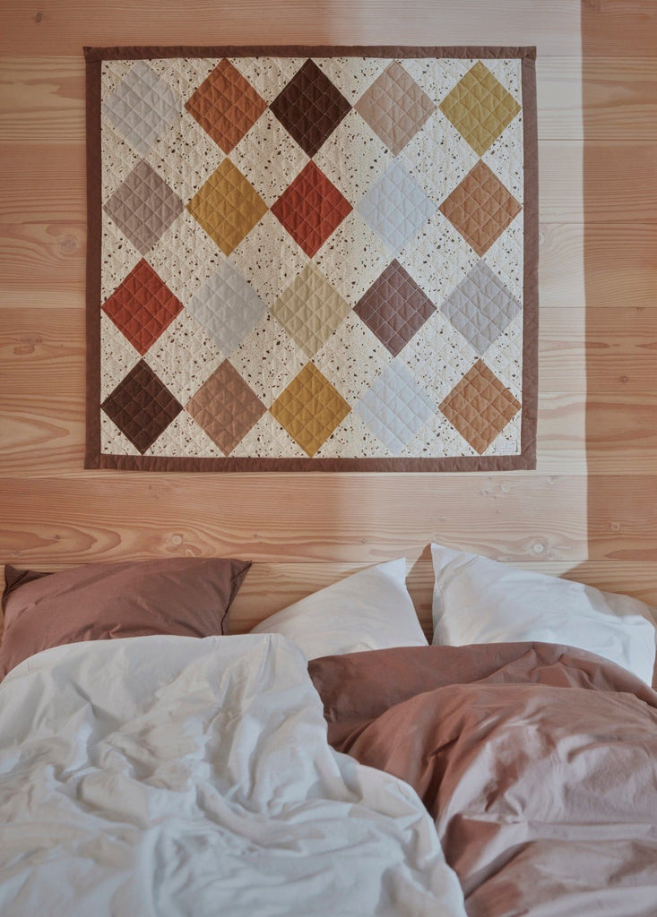 OYOY LIVING Quilted Aya Wall Rug - Large - Lund und Larsen